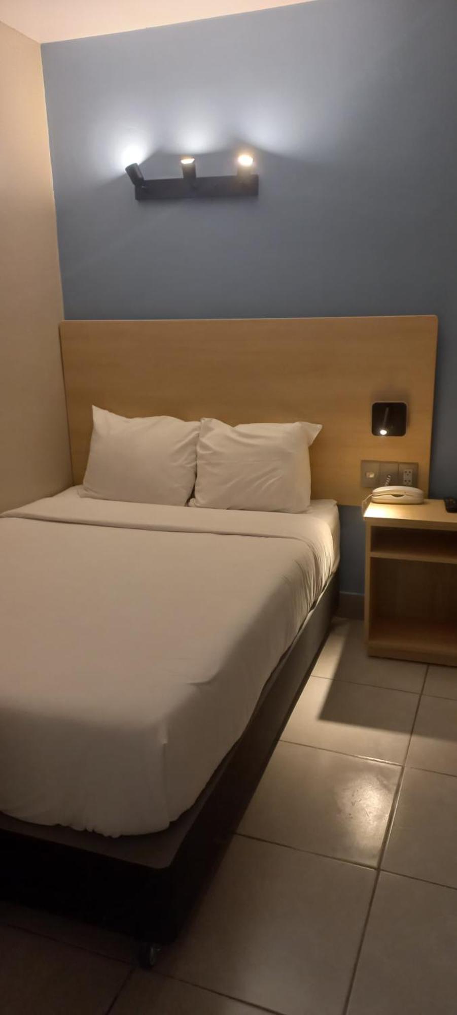 Hotel Residencial Alfa Lima