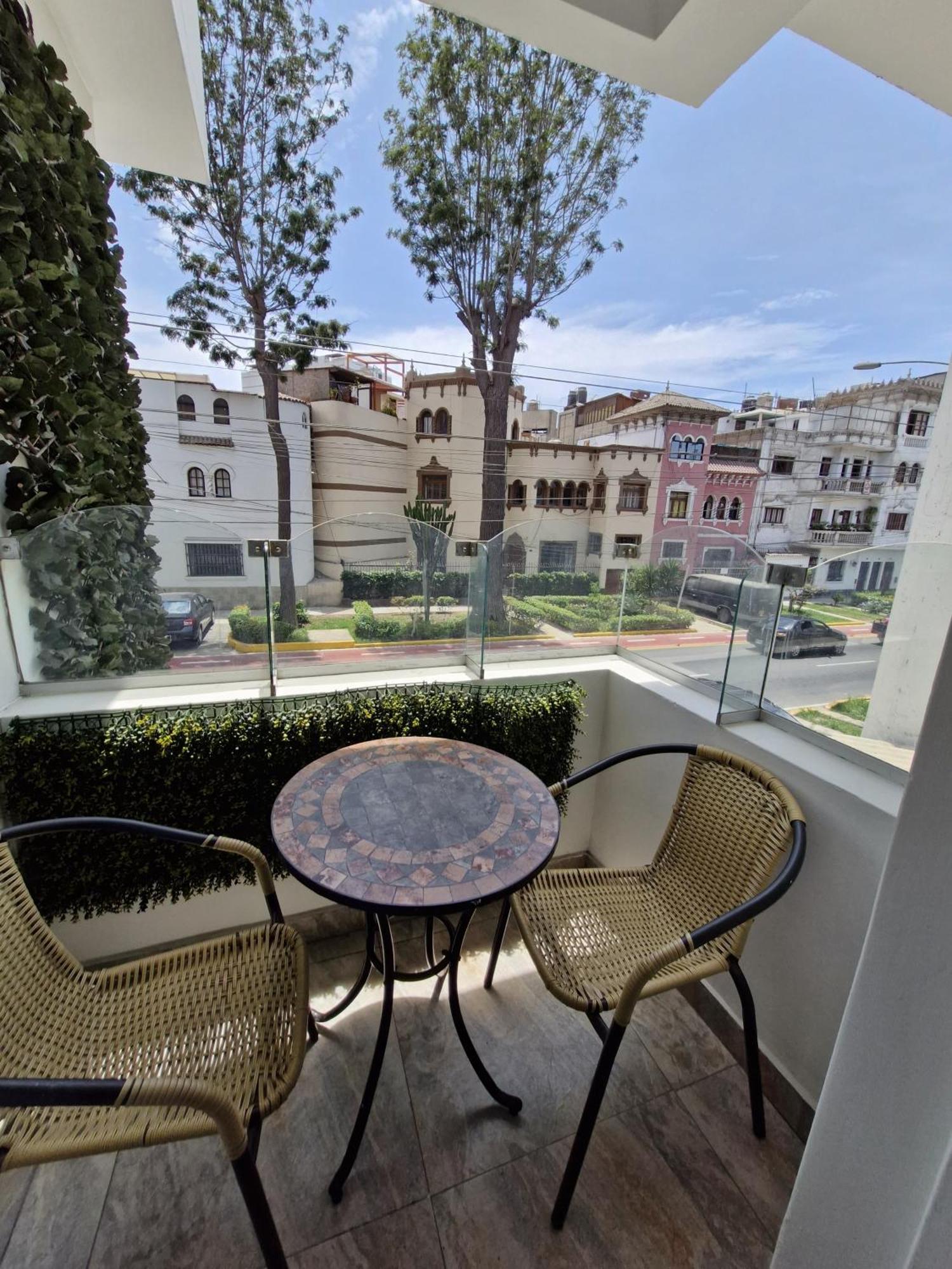 Residencial Alfa Hotel 2*